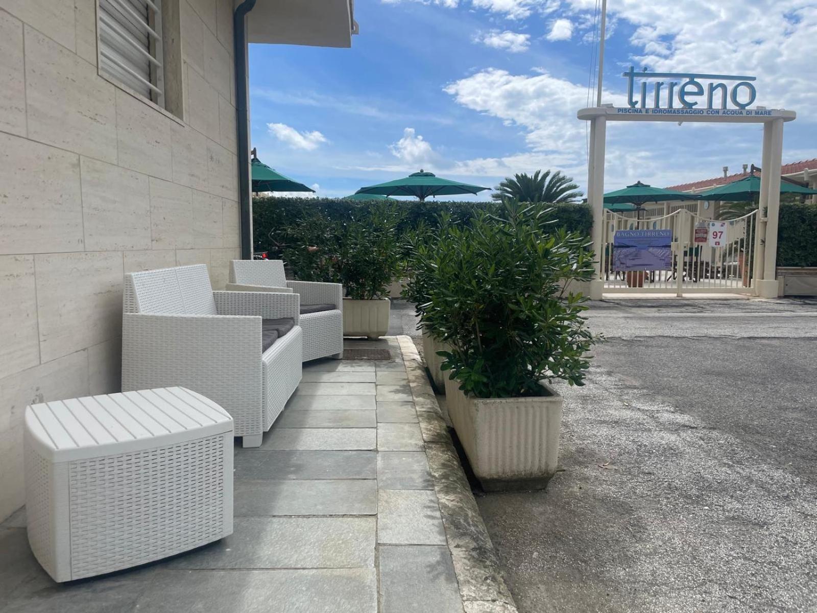 Amamare Apartments В'яреджо Екстер'єр фото